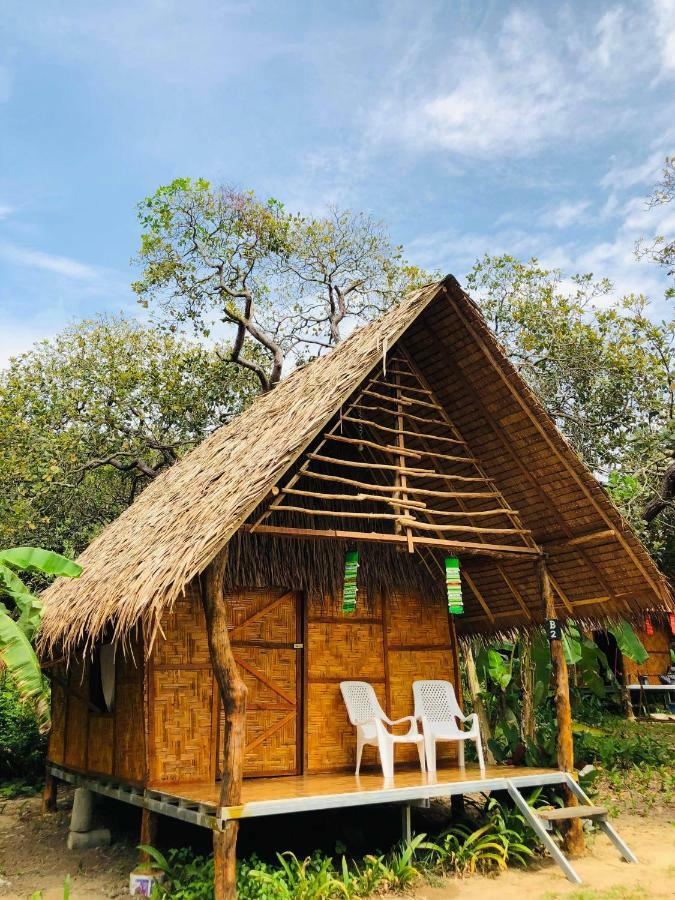 Chalee Tropicana Bungalow Koh Phayam Exterior photo